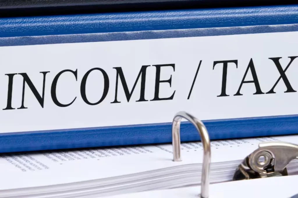 ITR फाइल करने की आ गई लास्ट डेट, इसके बाद लगेगा 10 हजार रुपये का जुर्माना!