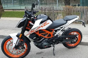 Featured image for: KTM 390 Duke: Sports Bike, 398cc Engine, Powerful Performance in Business category