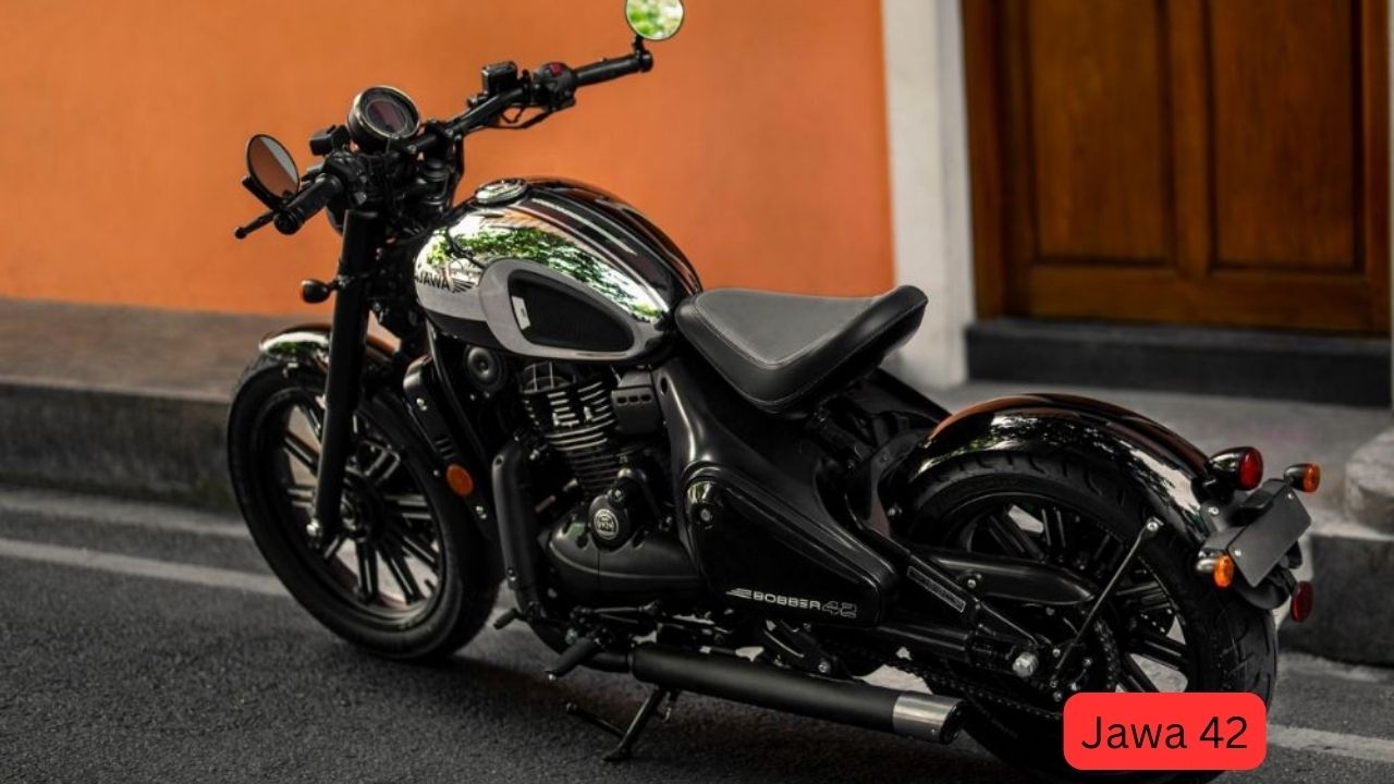 Jawa 42 Bobber bike
