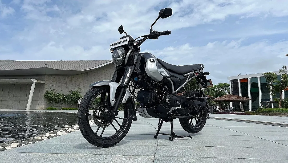 Buy Bajaj Freedom 125