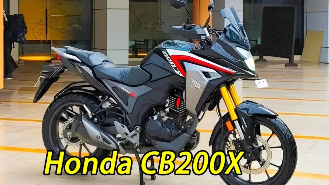 TVS को टक्कर देती
