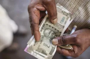 Featured image for: Women of Delhi to receive Rs 2100 under Mahila Samman Yojana! Big statement ahead of election in India category