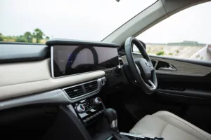 Featured image for: Mahindra XUV700 created a stir, once again new look and new features in Business category