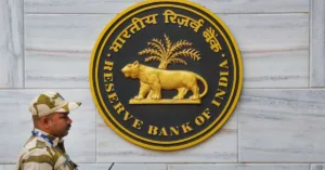 Featured image for: UPI इस्तेमाल करने वालों के लिए खुशखबरी, अब 5 लाख तक होगा ट्रांजेक्शन! in Business category