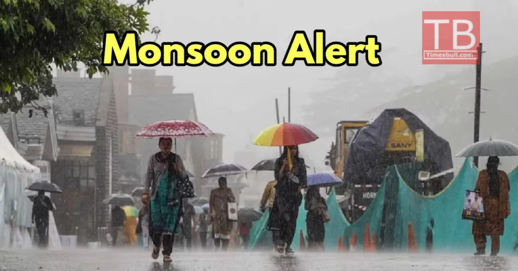 Monsoon Alert: रॉकेट की तरह अंबर में भागेंगे मानसूनी बादल, 12 घंटे बाद देश के इन जिलों में होगी भयंकर बारिश