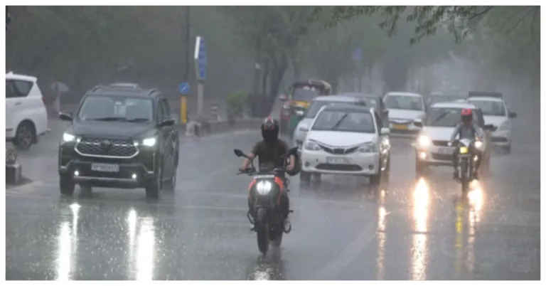 Monsoon Rains Cause Havoc: Flood and Landslide Warnings, Heavy Rain Alert for Multiple States