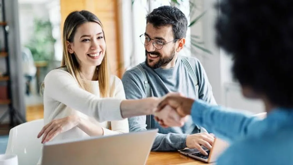 Bank of Baroda is offering loan of ₹ 50000 to ₹ 100000 on Aadhar card, Eligibility Criteria