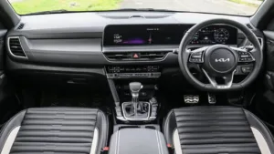 Featured image for: Kia Carens EV being tested before launch: know the price and features (rumours) in Business category