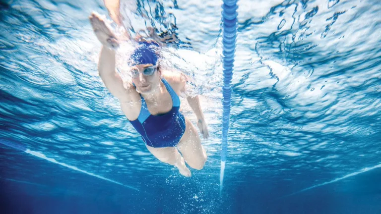 Learn to Swim – Complete Beginner Guide To Improve Technique
