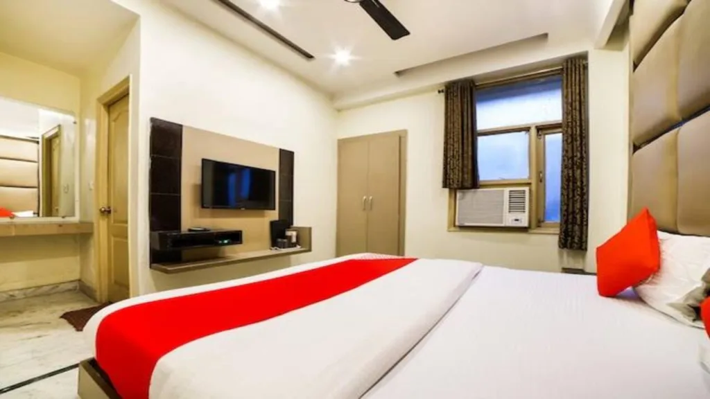 Why OYO is the Preferred Choice for Couples: Privacy, Affordability, and Convenience