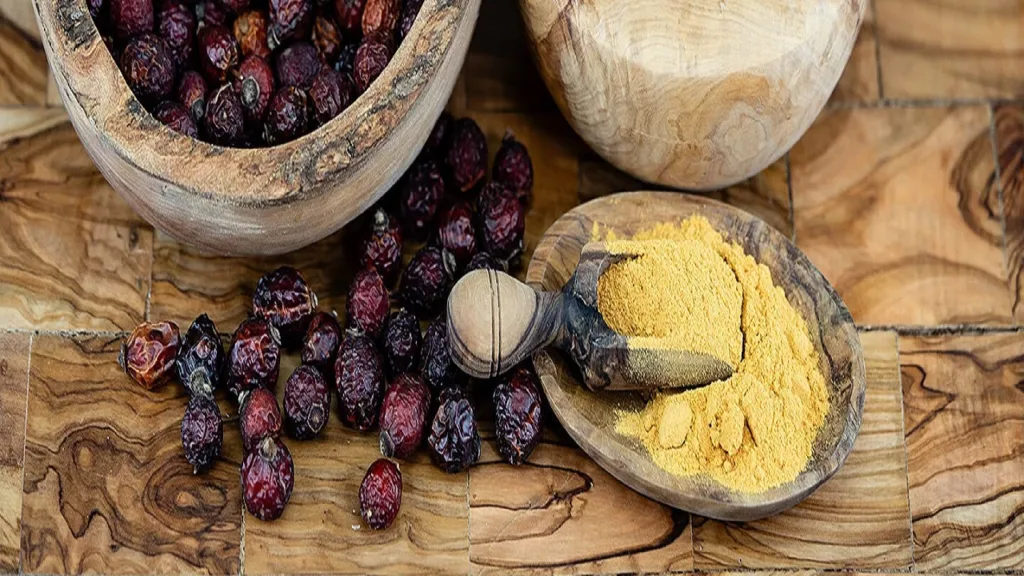 The effects of rosehip powder and how to make it yourself