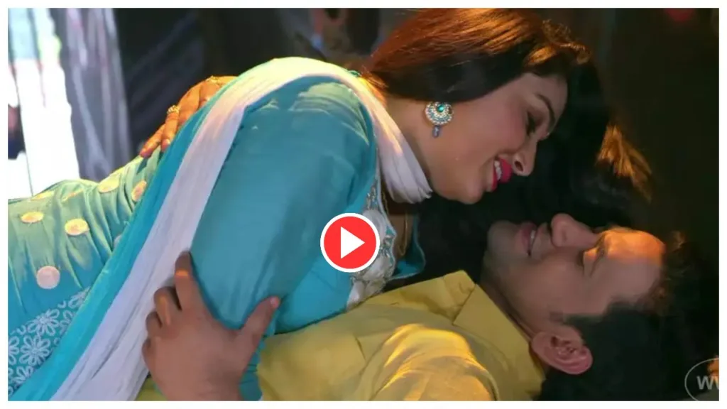 Bhojpuri Song-Nirahua and Amrapali ‘Duniya Jaye Chahae Bhad Me’ have over 22 million views