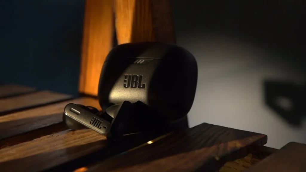 JBL Tune 245NC Wireless Earbuds with Discounts on Amazon and Flipkart