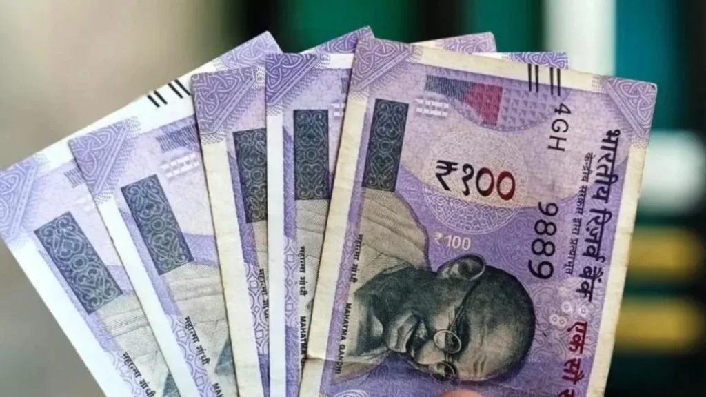 Elderly people will get Rs 3,000 every month under Mukhyamantri Vayoshri Yojana