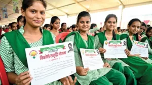 Featured image for: Savitribai Phule Kishori Samriddhi Yojana 2024: Government will give Rs 40000 to girls, good news received in Business category