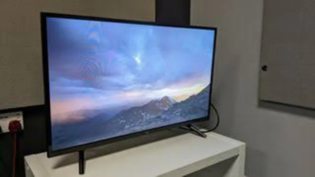 40 Inches Smart TV Under 15000 Rupees, Check this Awesome Deal