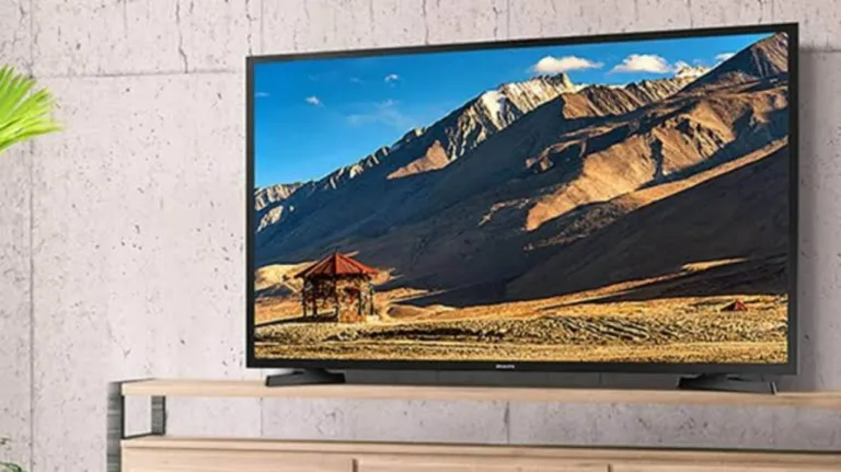 Best 32-inch smart TV under 12,000 rupees, See More Offers here