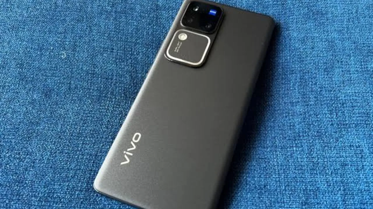 Vivo V30 Pro 5G