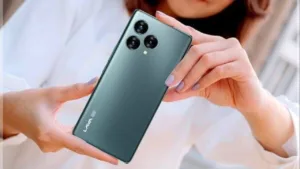 Featured image for: Amazon deals on Curved Display 5G smartphones; see here all list in Gadgets category