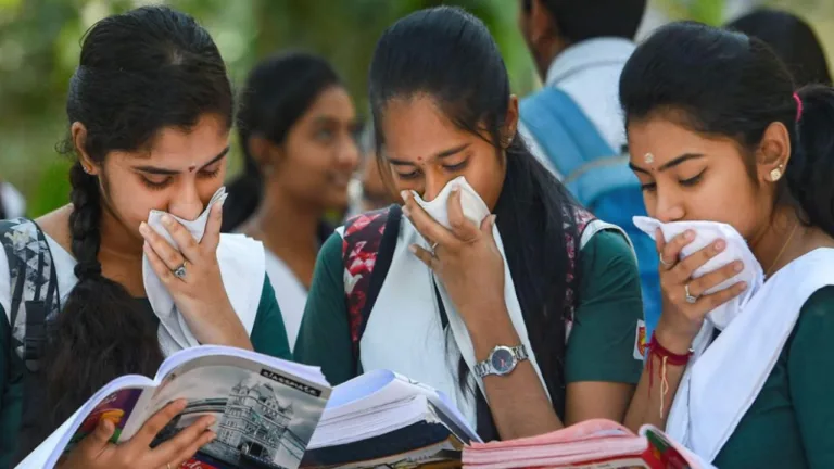 CBSE reduces syllabus; answer checking will be done by computer! Major changes in board exams