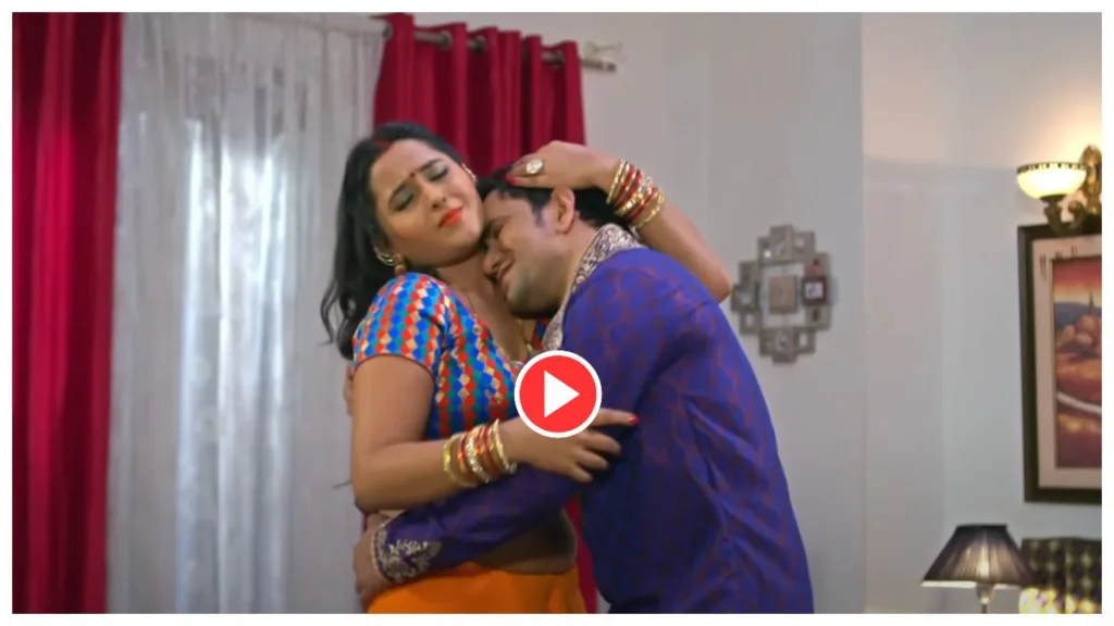 Bhojpuri Song – Must Watch Nirahua, Kajal Raghwani & Amrapali ‘Jhumka Jhulaniya Diha’ trend on Youtube