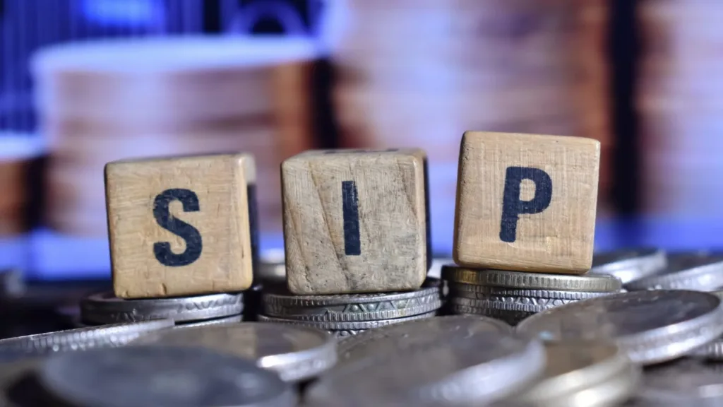 Start your SIP investment only with Rs. 5000; know the exact method of how to invest