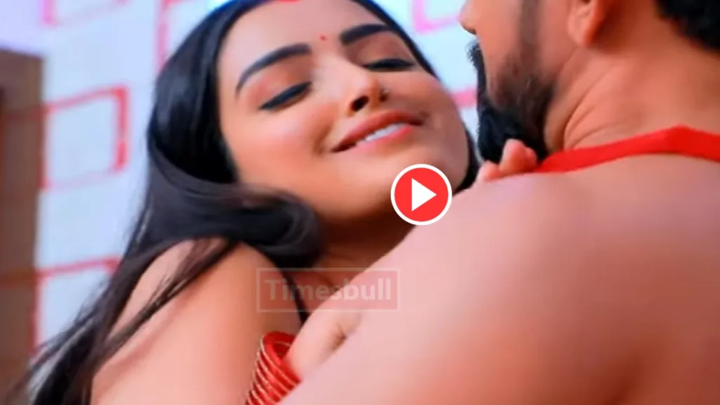 Bhojpuri Song: Must-Watch Aamrapali & Nirahua Hot Romance In ‘Othva Se Oth Ke Milaap’ Song Fire On Youtube