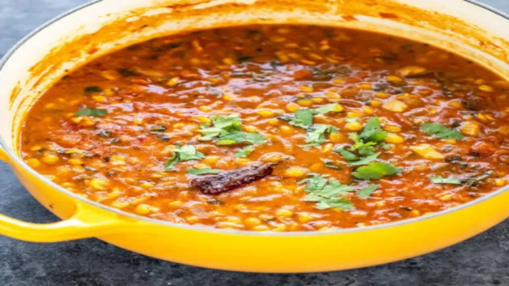 If you are bored of eating the old chana dal then try making it this way!