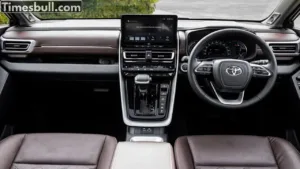 Featured image for: Toyota Innova Hycross: Better mileage than other SUVs and MPVs! Drivers can experience a smooth journey in Business category