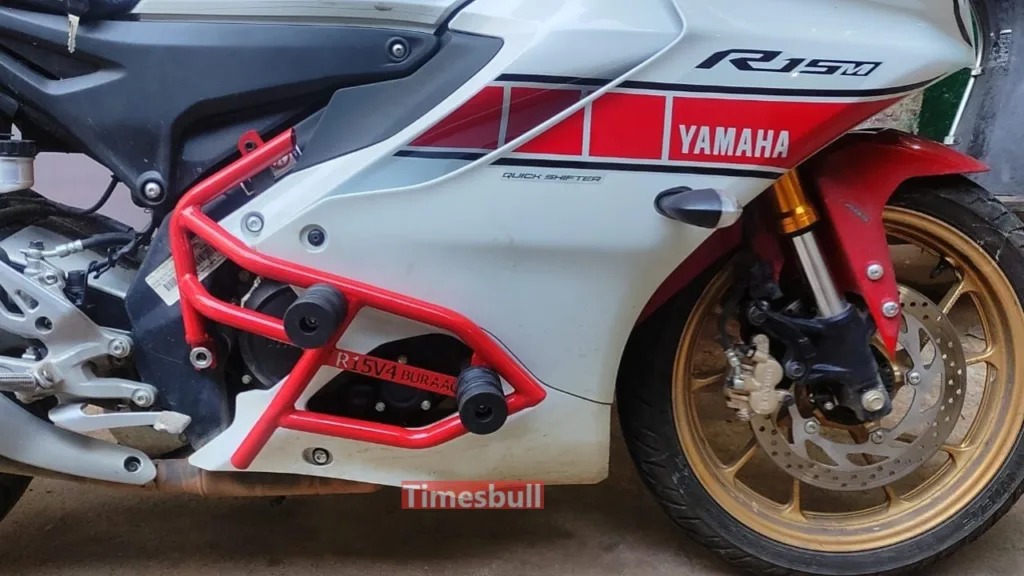 Yamaha R15 V4- 155cc Engine, 140kmph Top Speed, Stylish Design, Affordable Price