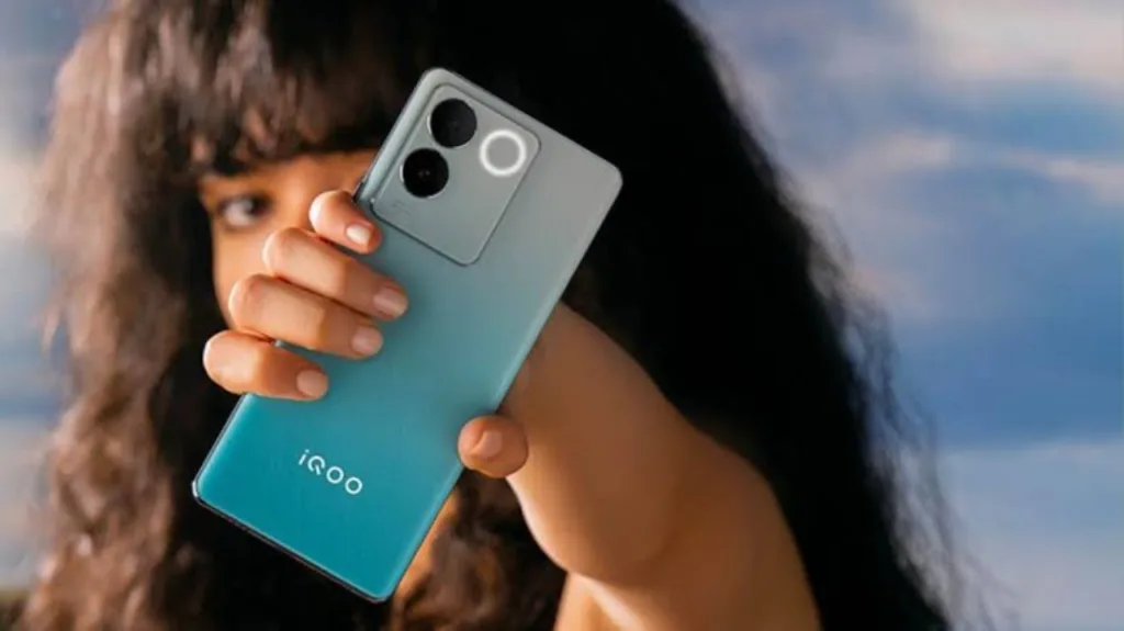 Buy iQOO Z7 Pro 5G under Rs 20,000 from Amazon