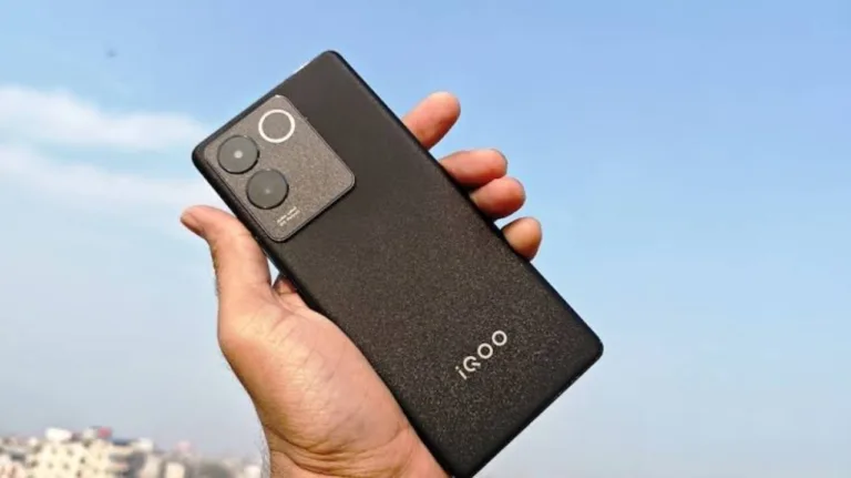 Get iQOO Z7 Pro 5G At Rs 19999 From Amazon, Bank Offers Also Available