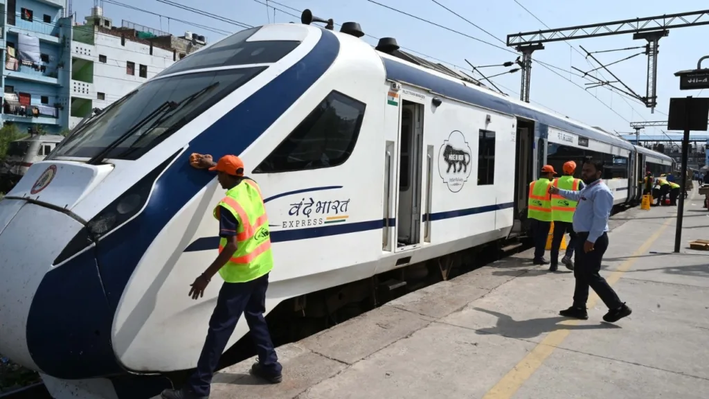 Good news, Vande Bharat Express to reach Srinagar from Jammu in 3 hours, Railways share timetable