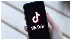Featured image for: TikTok Temporarily Unavailable in US Amidst Ban Concerns, Receive A Message in Gadgets category