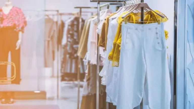 Vastu Tips: Never wear these things on loan, otherwise you will become bankrupt for life!