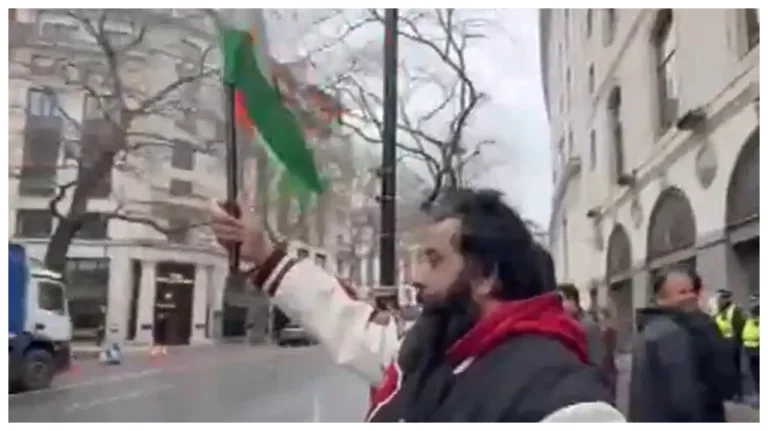 Viral Video – Indian community responded to Khalistani with ‘Bharat Mata Ki Jai’ during Republic Day